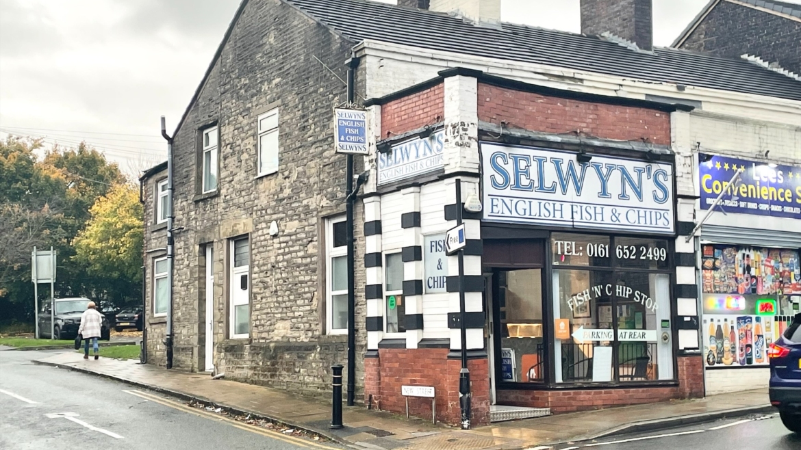 Selwyns – Long established Fish & Chip Shop Take Away with 2 Bed First Floor Apartment.