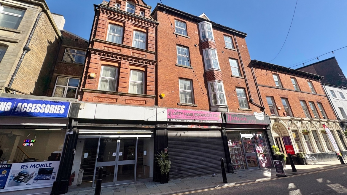 TOWN CENTRE OFFICE PREMISES
