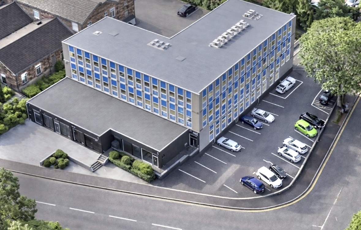 GOOD SPECIFICATION MODERN OFFICE PREMISES - Mark Warburton Properties LLP Chartered Surveyors